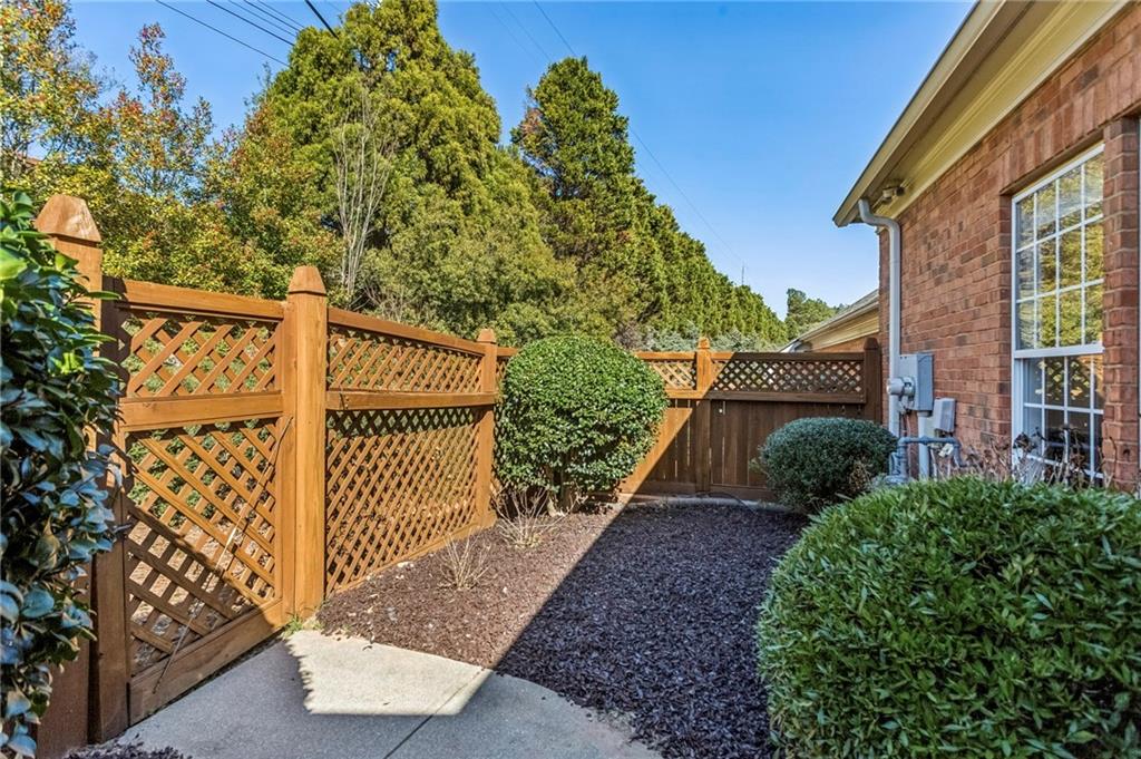 103 Westchester Drive SE