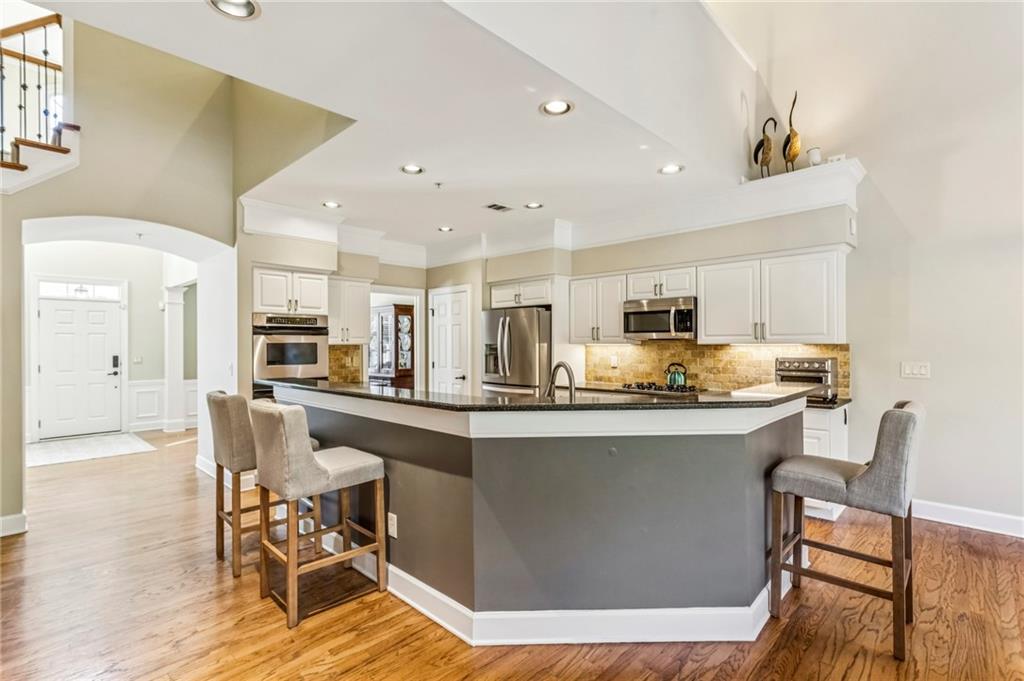 103 Westchester Drive SE