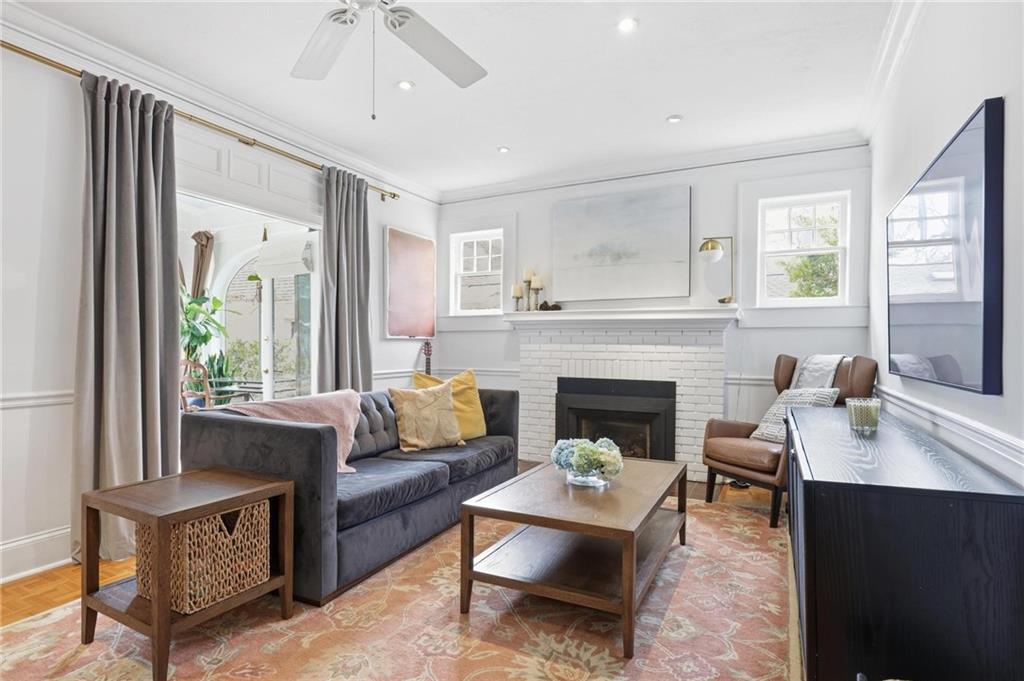 110 Peachtree Hills Avenue NE