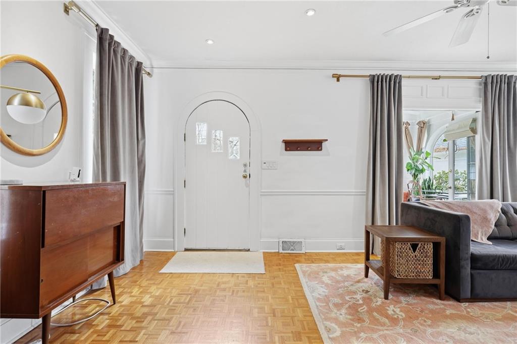 110 Peachtree Hills Avenue NE