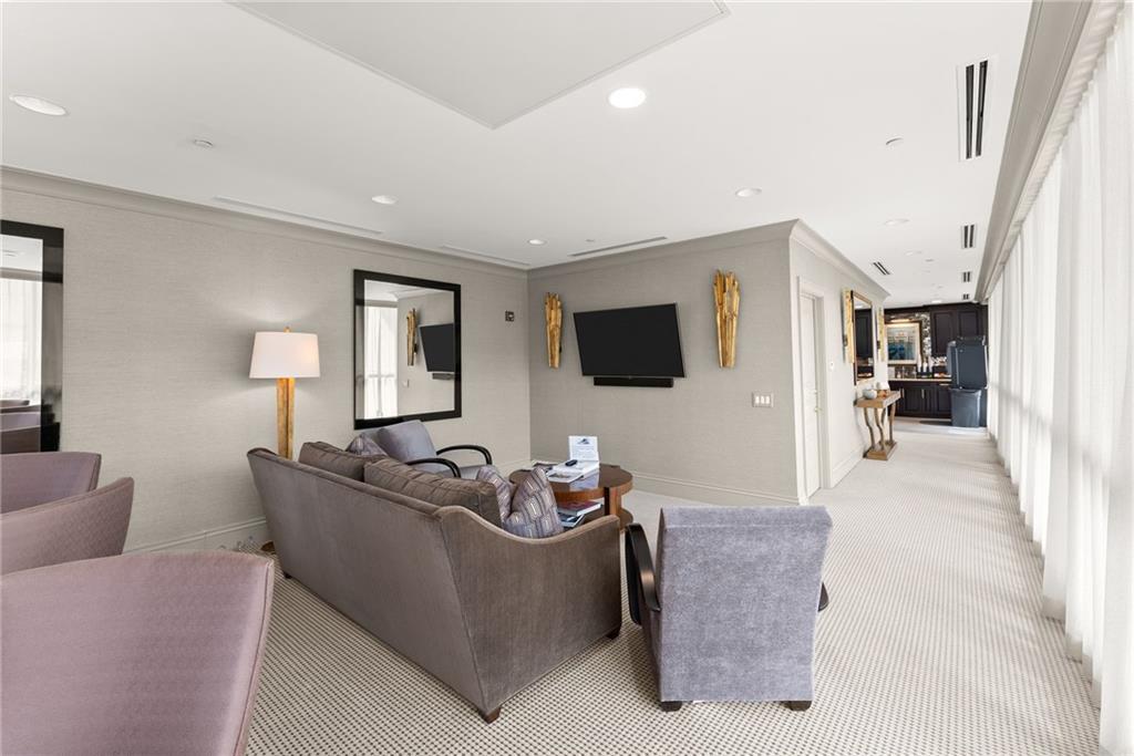 750 Park Avenue NE Unit 29E