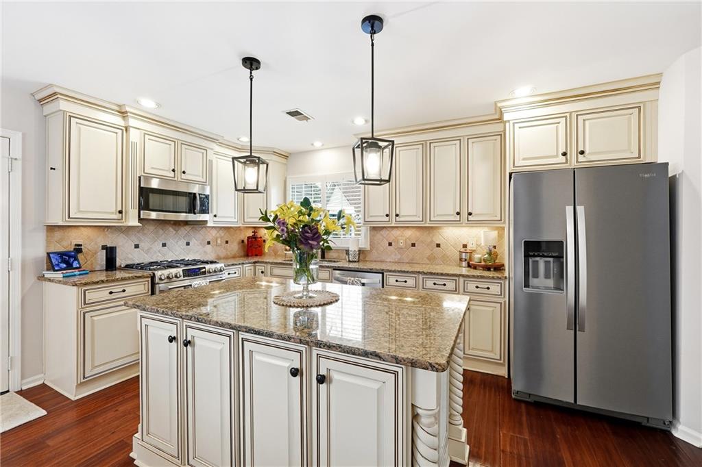 4920 Heards Forest Drive NW