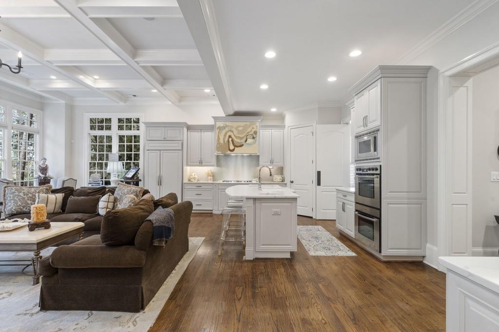 3385 Mathieson Drive