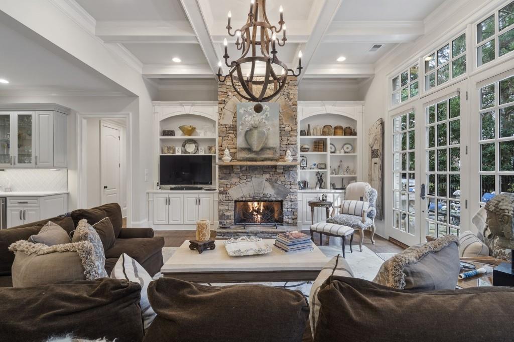 3385 Mathieson Drive