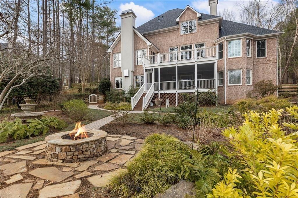 735 Richmond Glen Drive