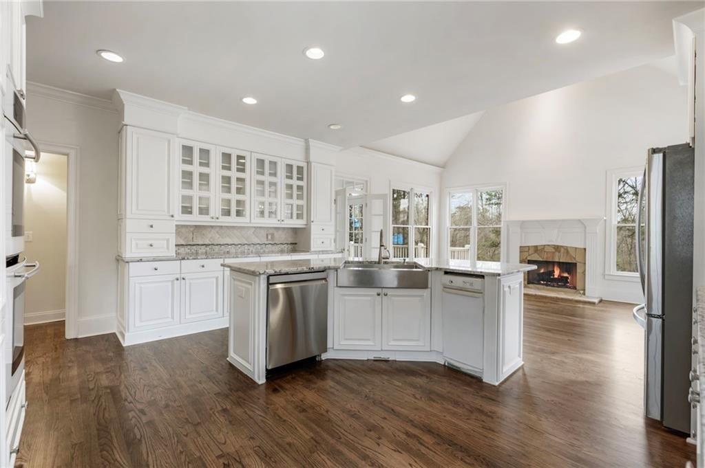 735 Richmond Glen Drive