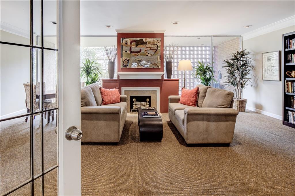 2637 Peachtree Road NE Unit 111