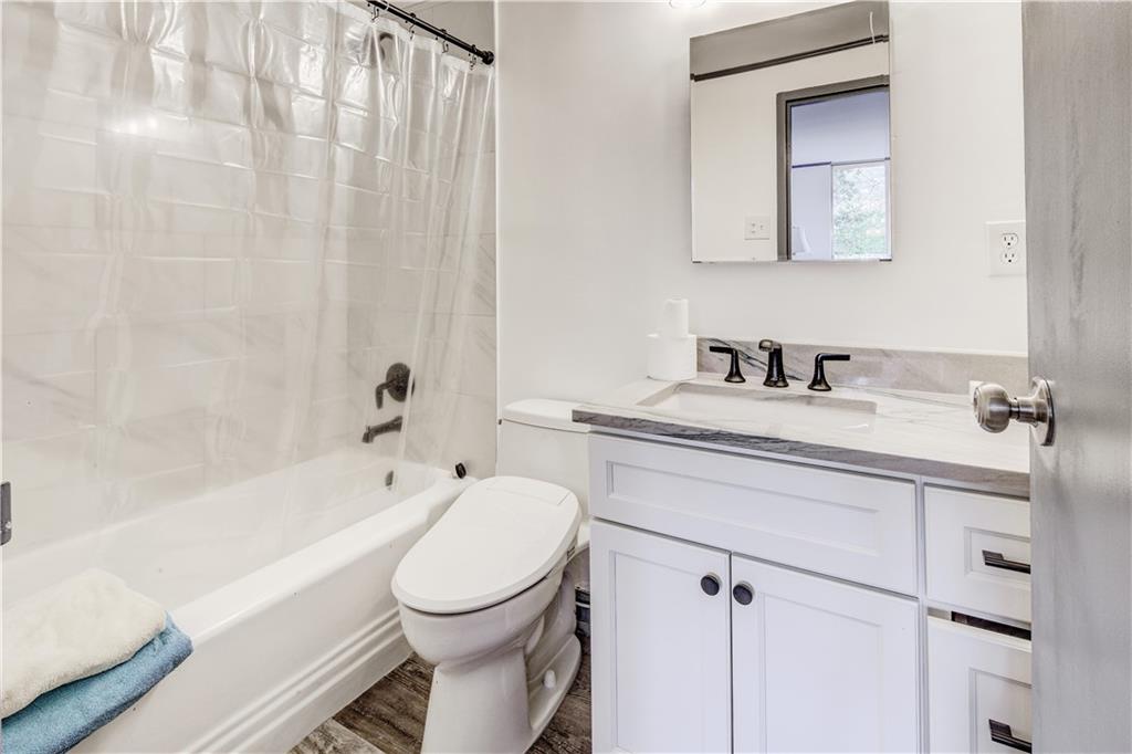 2637 Peachtree Road NE Unit 111