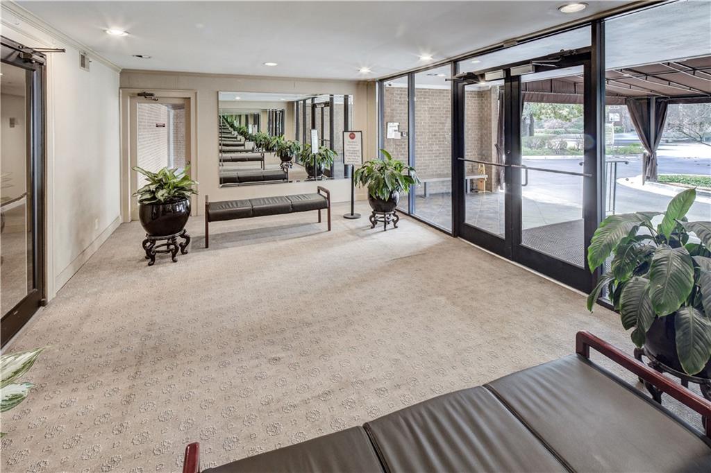 2637 Peachtree Road NE Unit 111