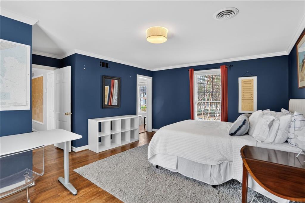 377 Camden Road NE
