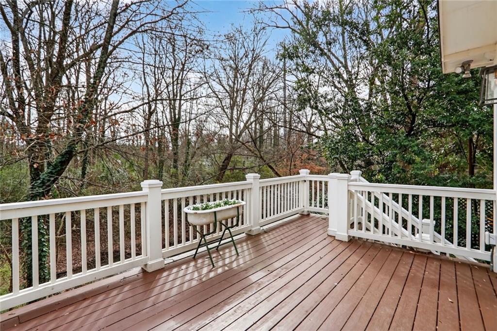 377 Camden Road NE