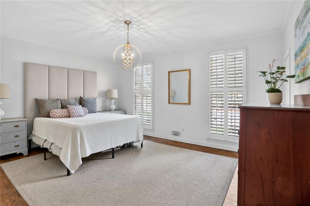 377 Camden Road NE