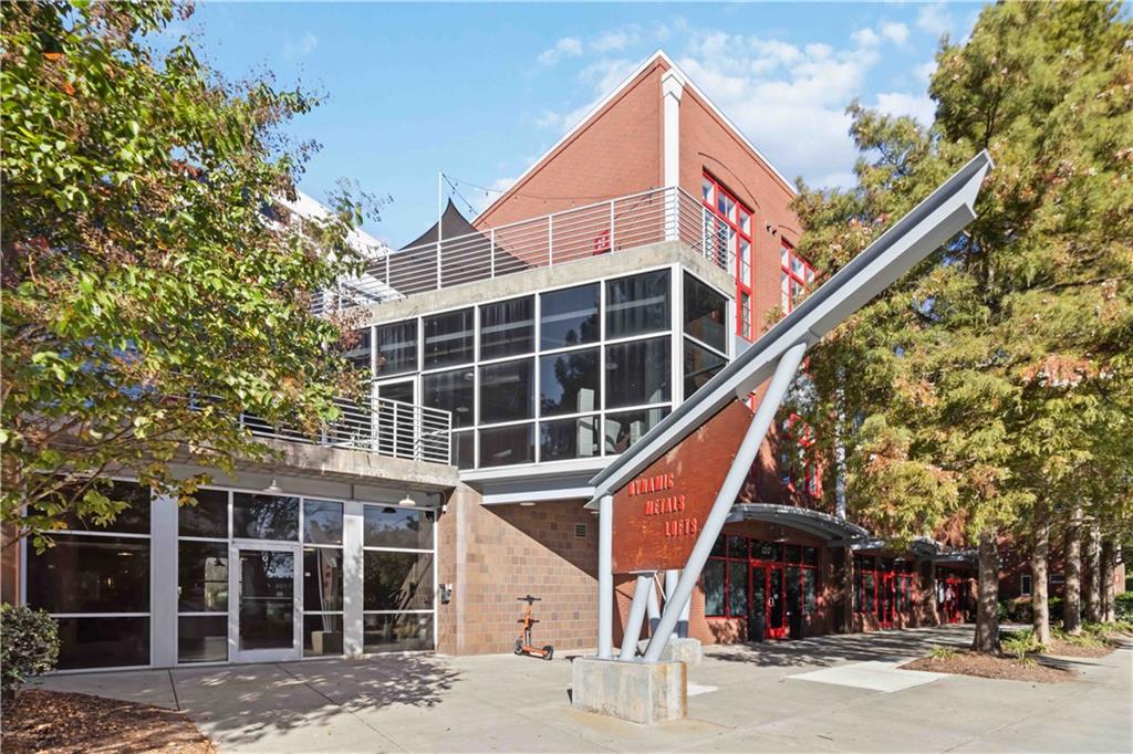 572 Edgewood Avenue NE Unit 106