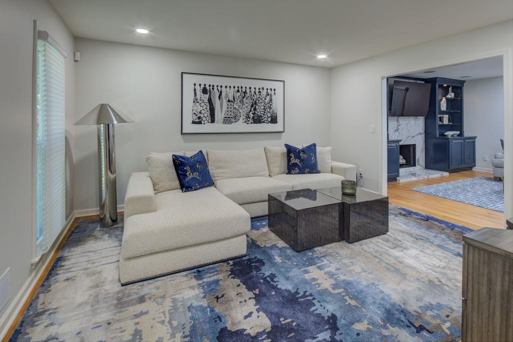 235 Saint Martins Drive SE