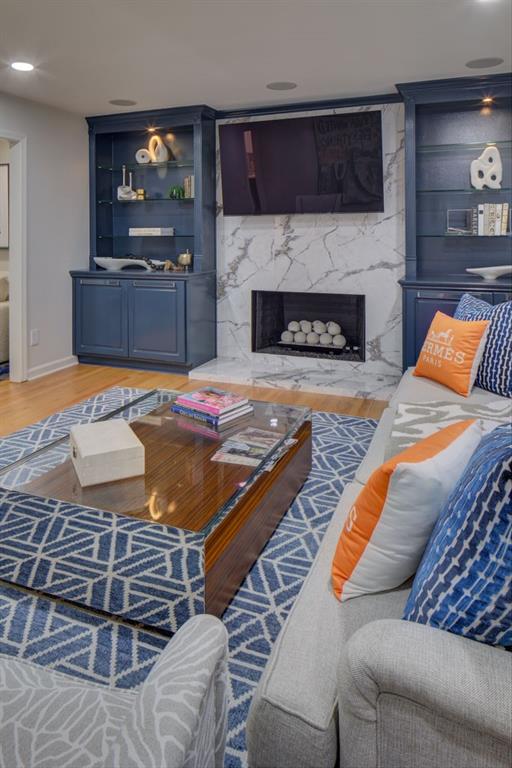 235 Saint Martins Drive SE