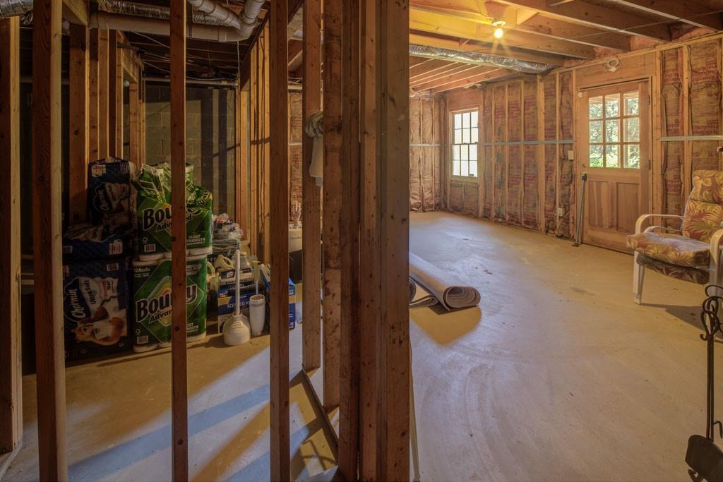 235 Saint Martins Drive SE