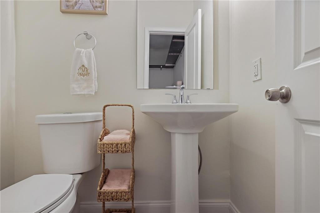 1655 Barfield Run NW