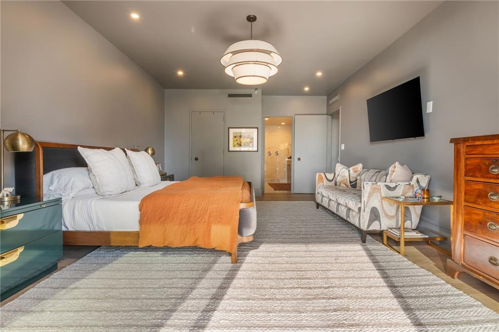 2660 Peachtree Road NW Unit 6H