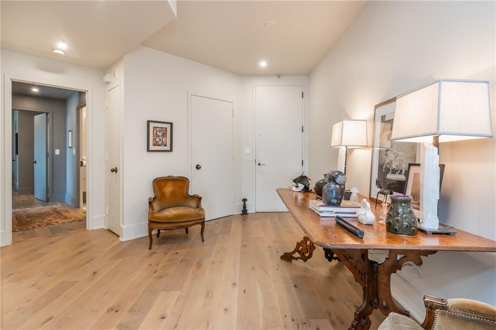 2660 Peachtree Road NW Unit 6H