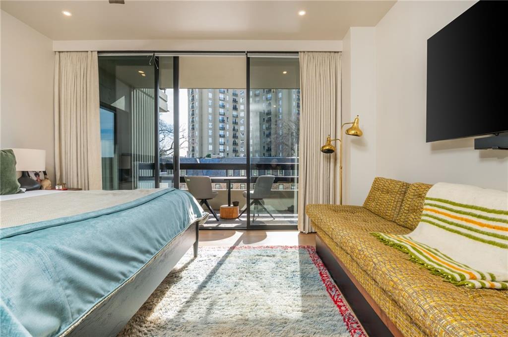 2660 Peachtree Road NW Unit 6H