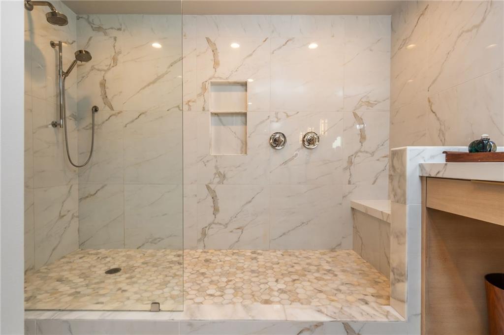 2660 Peachtree Road NW Unit 6H