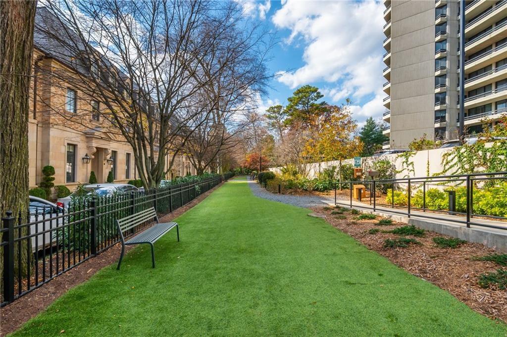 2660 Peachtree Road NW Unit 6H