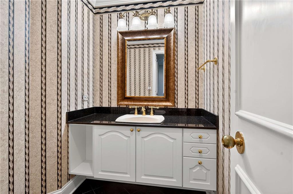 2660 Peachtree Road NW Unit 19F