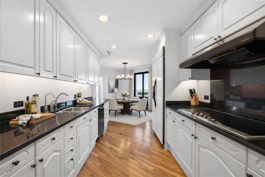 2660 Peachtree Road NW Unit 19F