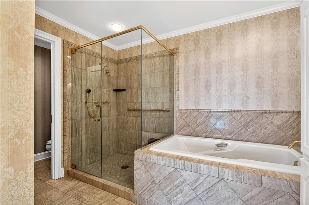 2660 Peachtree Road NW Unit 19F