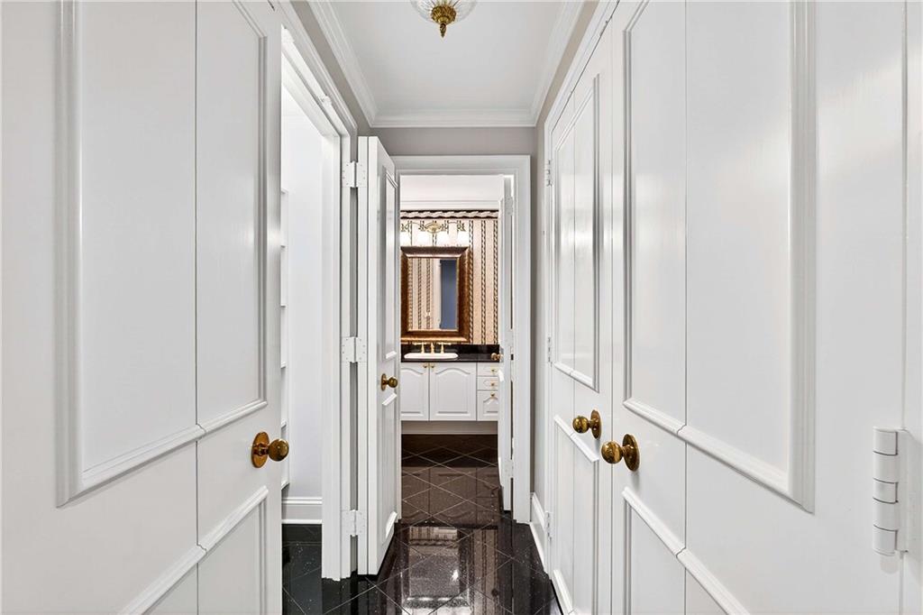 2660 Peachtree Road NW Unit 19F