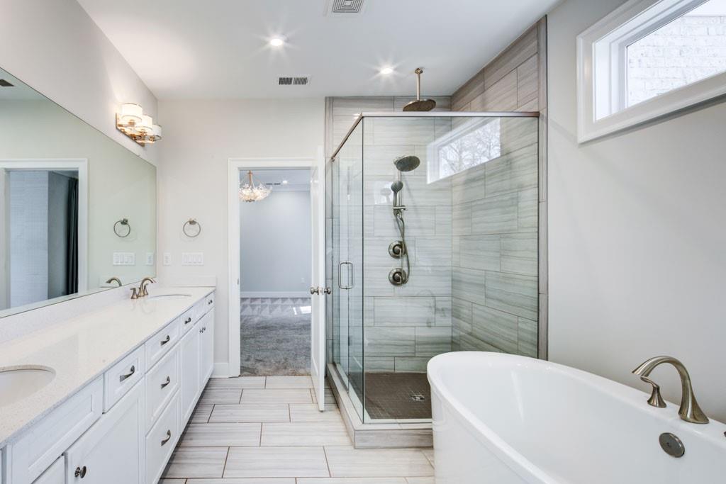 4640 Vinings Canyon Bend