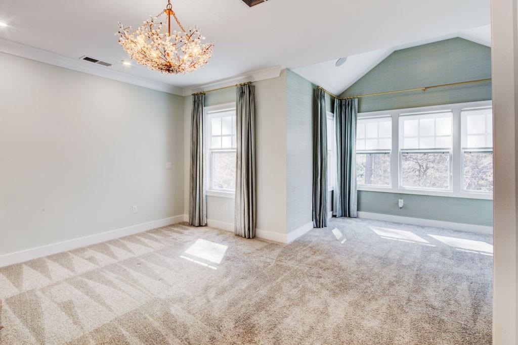 4640 Vinings Canyon Bend