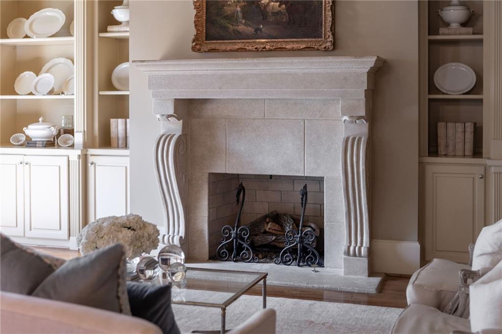 1005 Heards Ferry Road