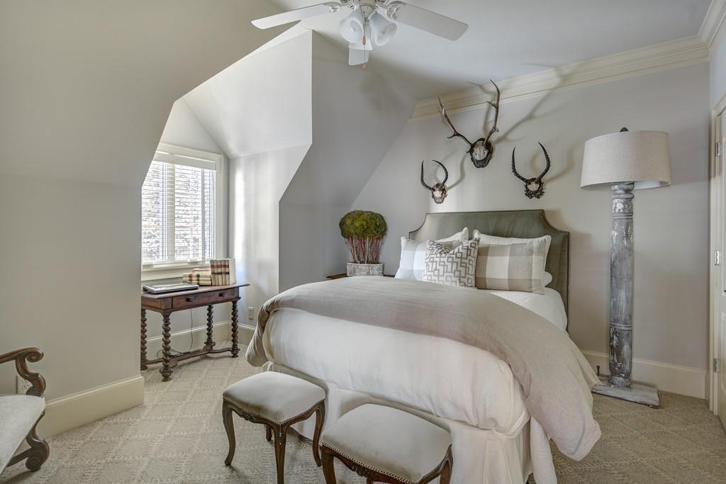 1005 Heards Ferry Road