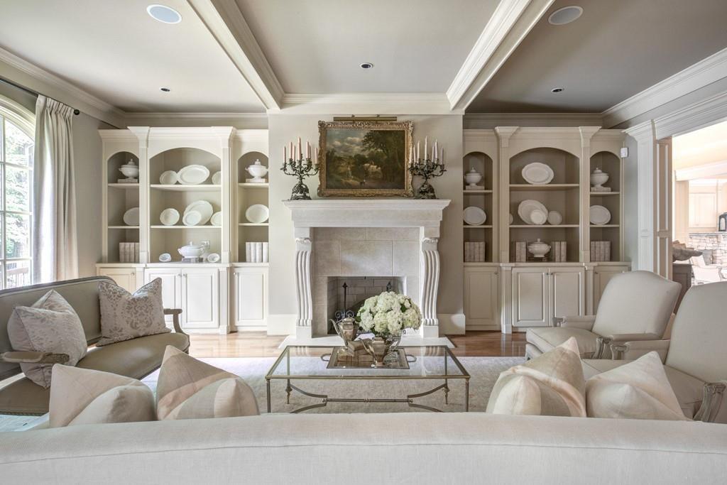 1005 Heards Ferry Road