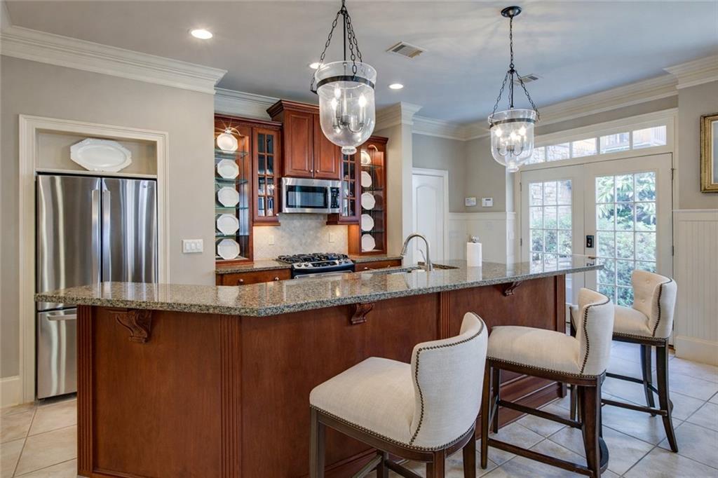 1005 Heards Ferry Road