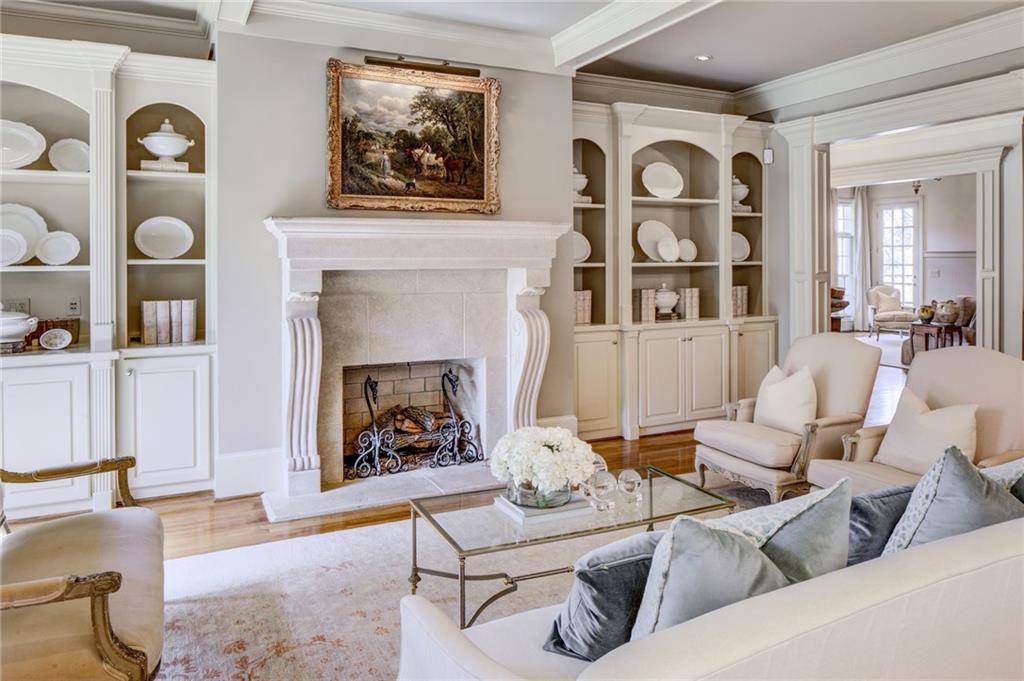 1005 Heards Ferry Road