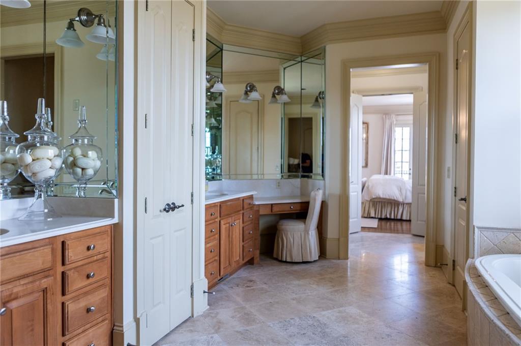 1005 Heards Ferry Road