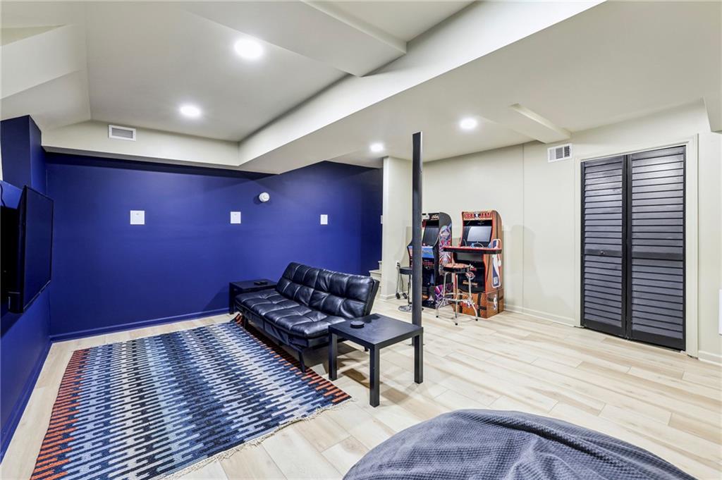 2158 Wells Drive SE Unit 2158