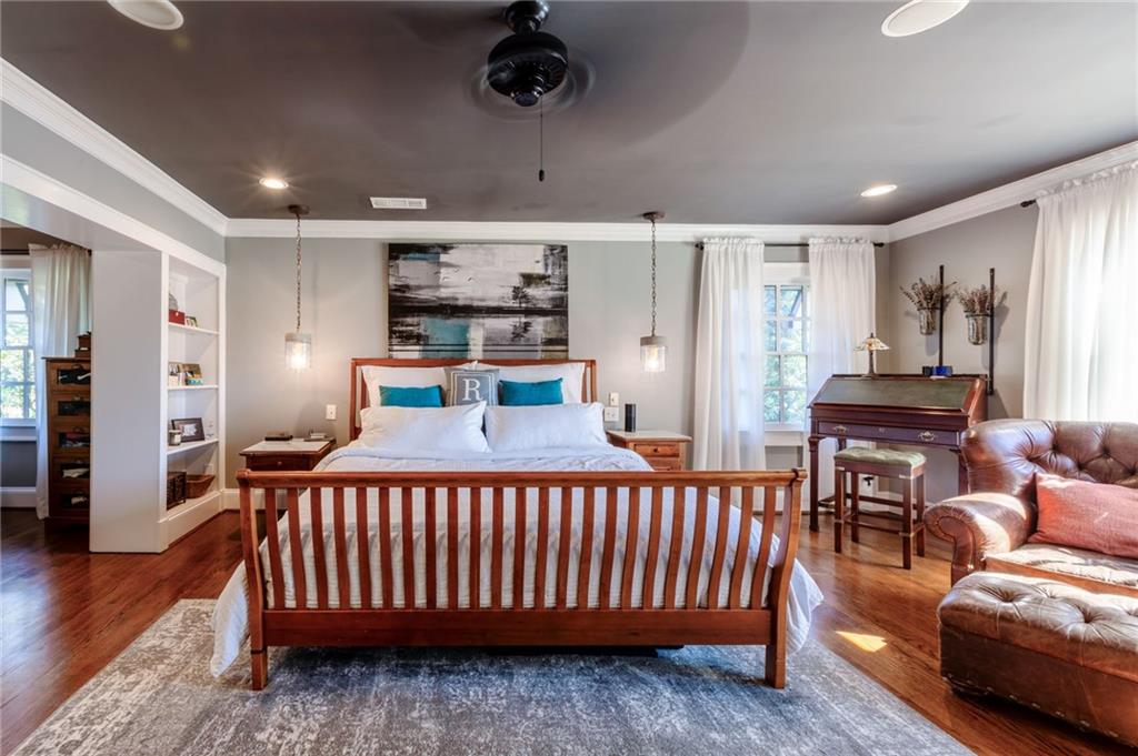 2968 Rivermeade Drive NW