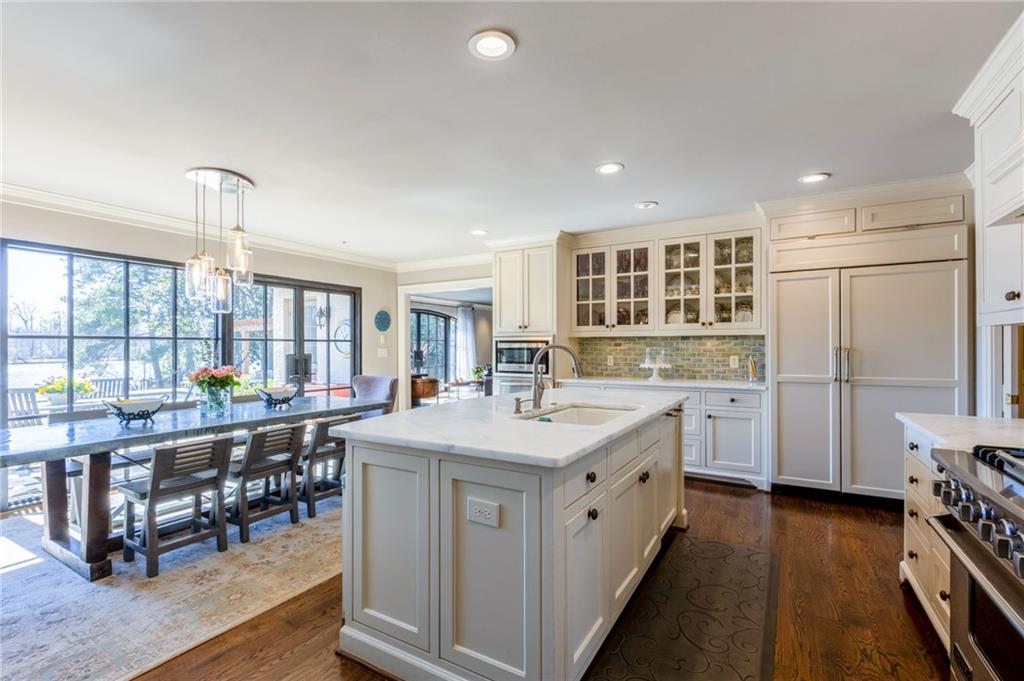 2968 Rivermeade Drive NW