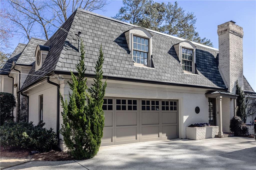 2968 Rivermeade Drive NW