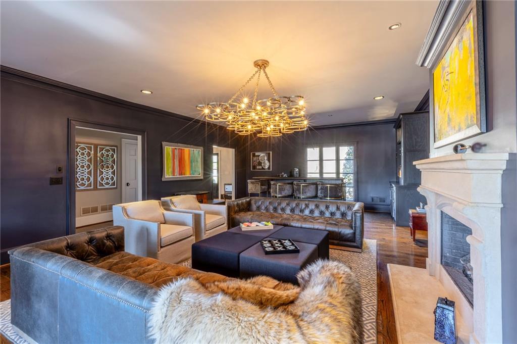 2968 Rivermeade Drive NW