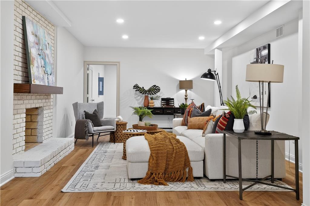 12080 Mountain Laurel Drive