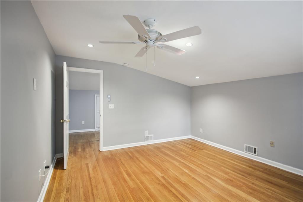 153 Lindbergh Drive NE Unit B