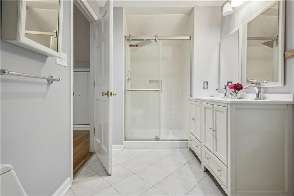 153 Lindbergh Drive NE Unit B