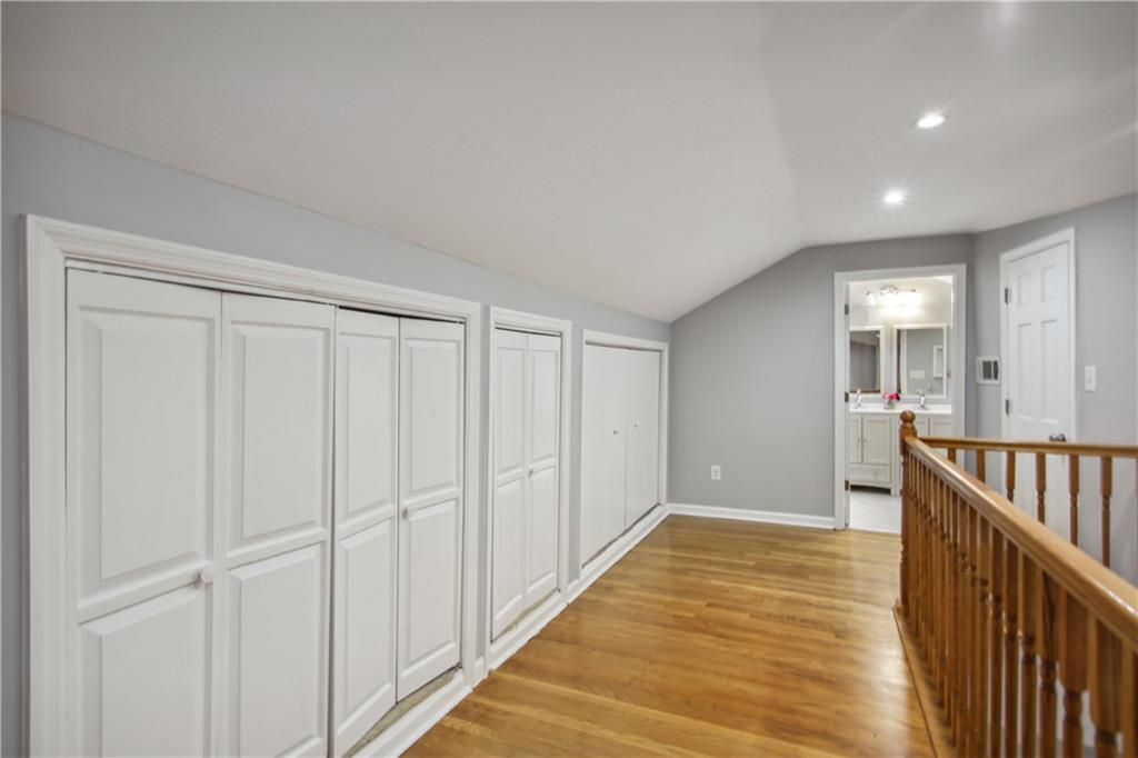 153 Lindbergh Drive NE Unit B