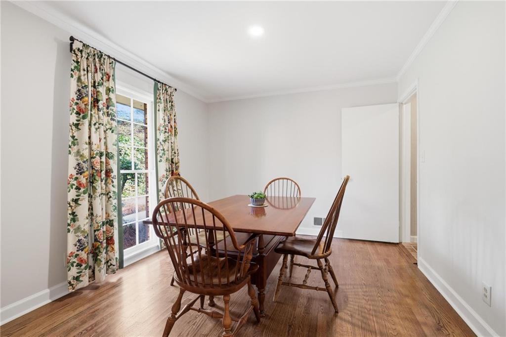 6900 Castleton Drive NW