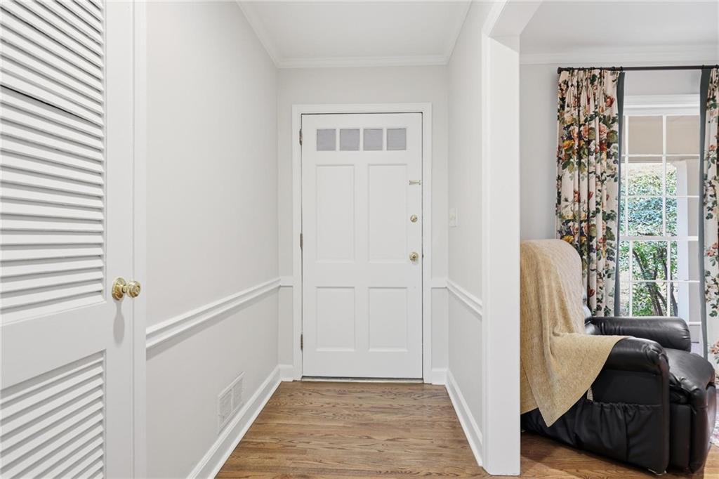 6900 Castleton Drive NW