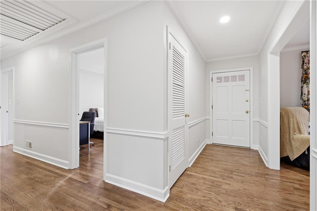 6900 Castleton Drive NW